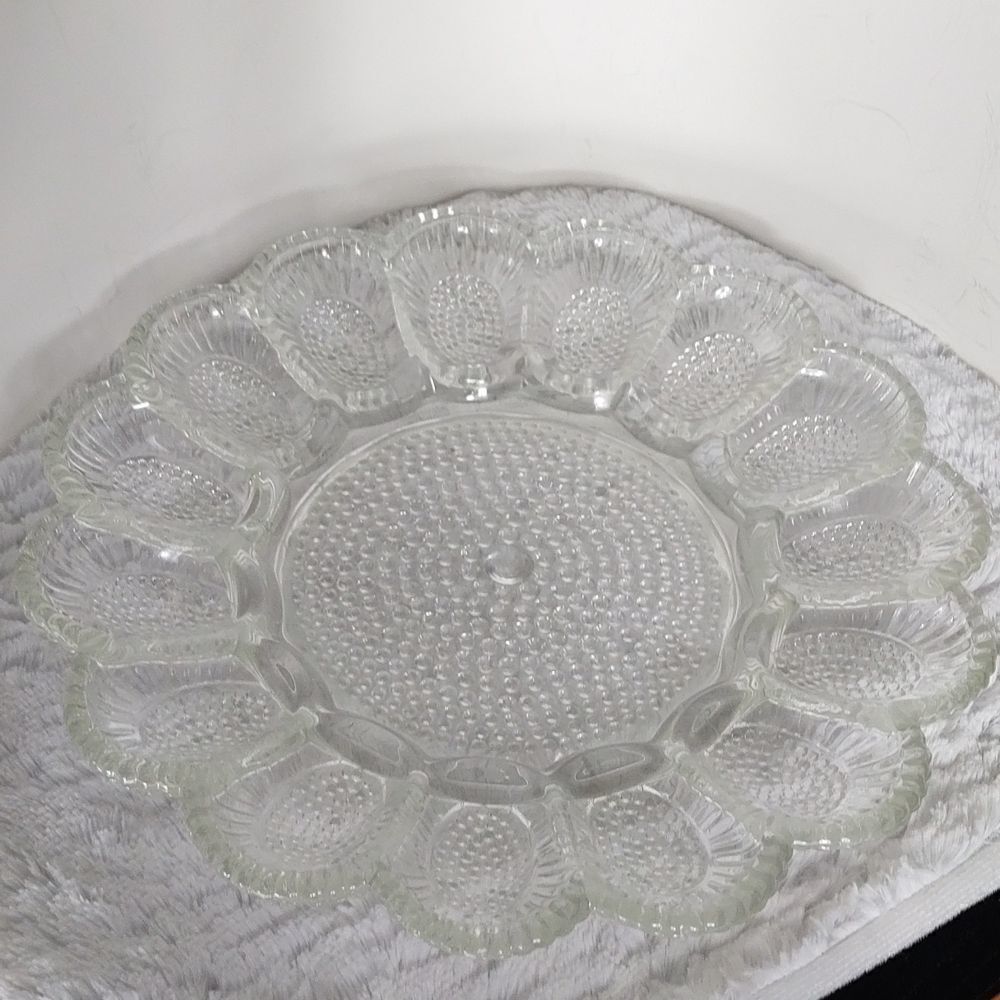 Vtg. Indiana Glass Hobnail Egg Platter